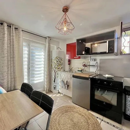 Duplex Proche Gare Commerce Apartament